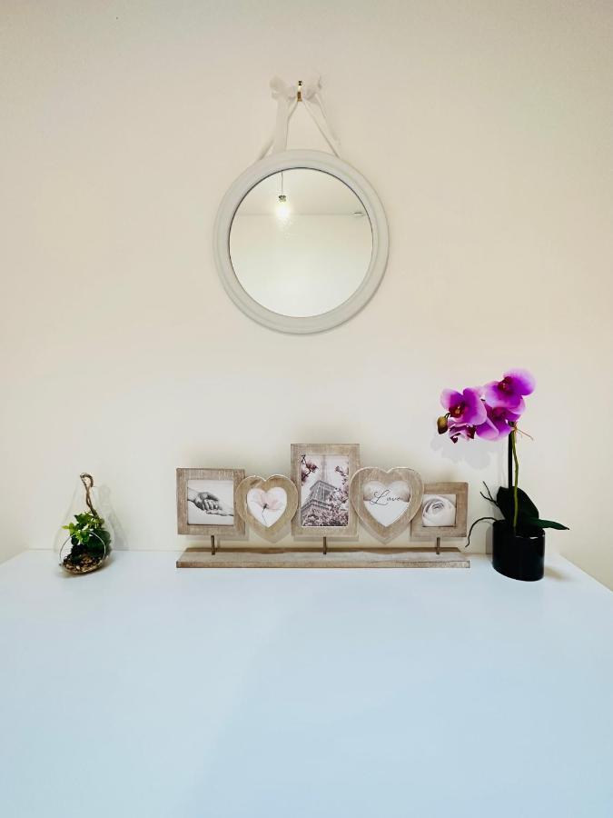 Jabeen'S House Bedroom 2 Безон Экстерьер фото